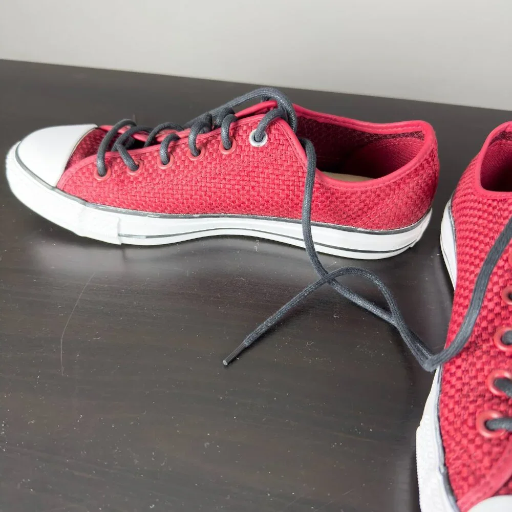 *RARE* Converse Men's in a Woven / Picnic Basket Style of Material - Picture 2 of 4